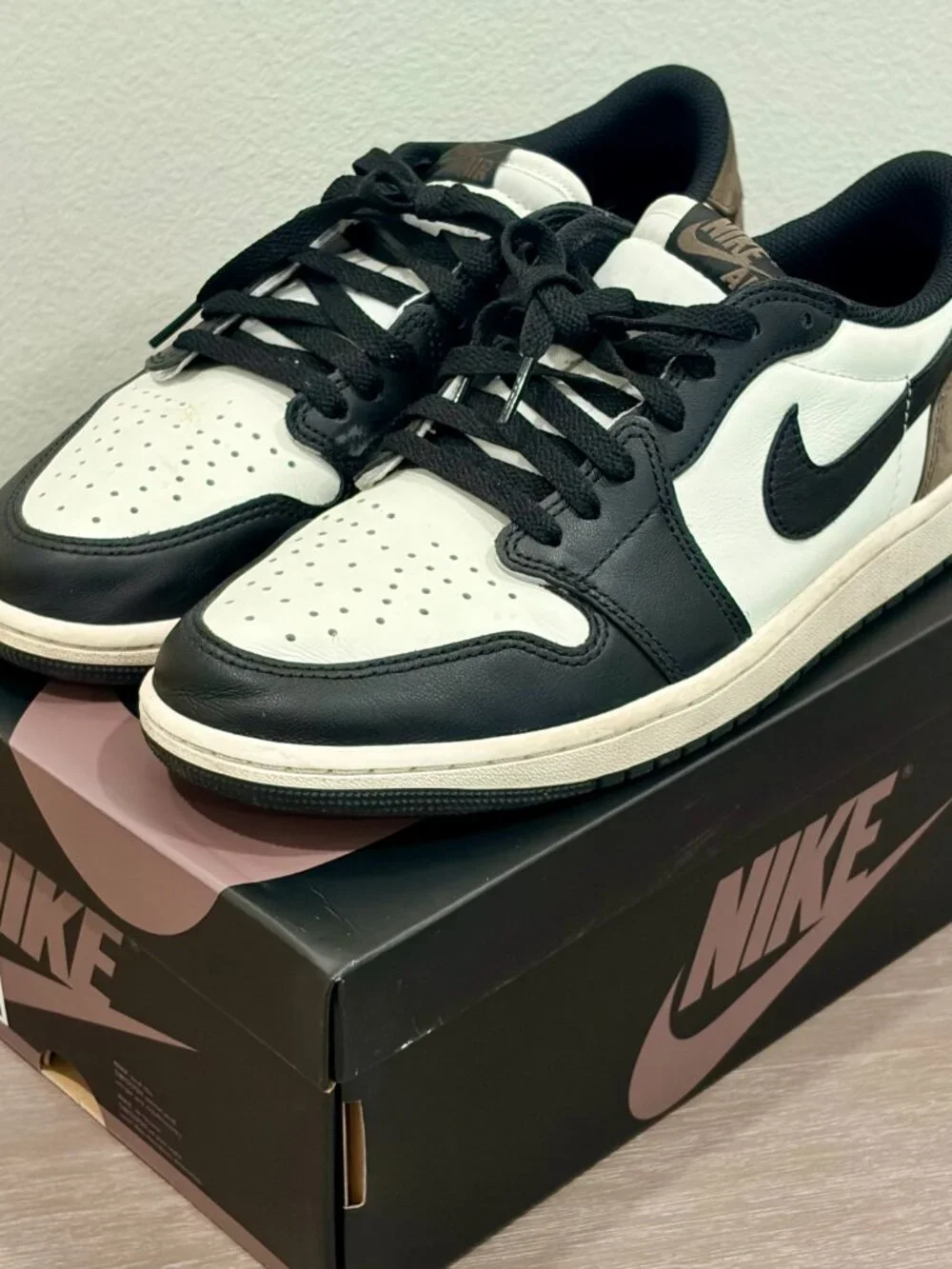 AIR JORDAN 1 RETRO LOW OG SAIL/BLACK-DARK MOCHA VOILE/MOKA FONCE/NOIR